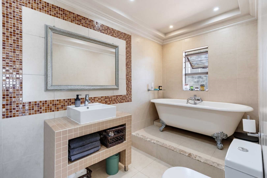 3 Bedroom Property for Sale in Walmer Estate Western Cape